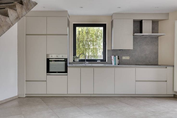Two-storey house with 2 outdoor spaces for sale in Zwijnaard