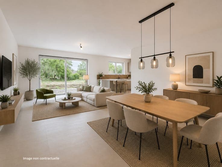 New house with a garden near the centre of Saint-Hubert