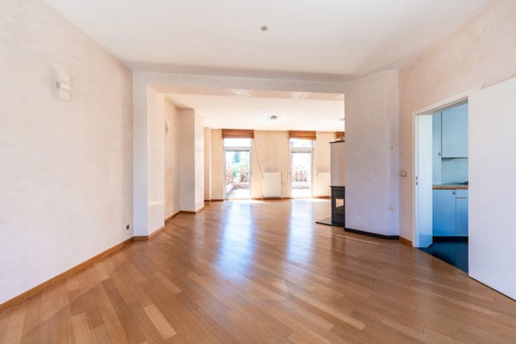 AUDERGHEM – Stunning 289 sqm triplex – 4BR