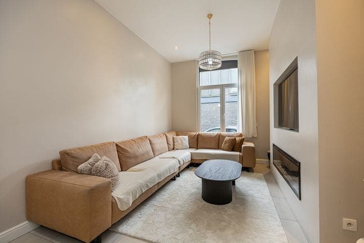 Move-in ready townhouse with 4 bedrooms, EPC B in a prime l…