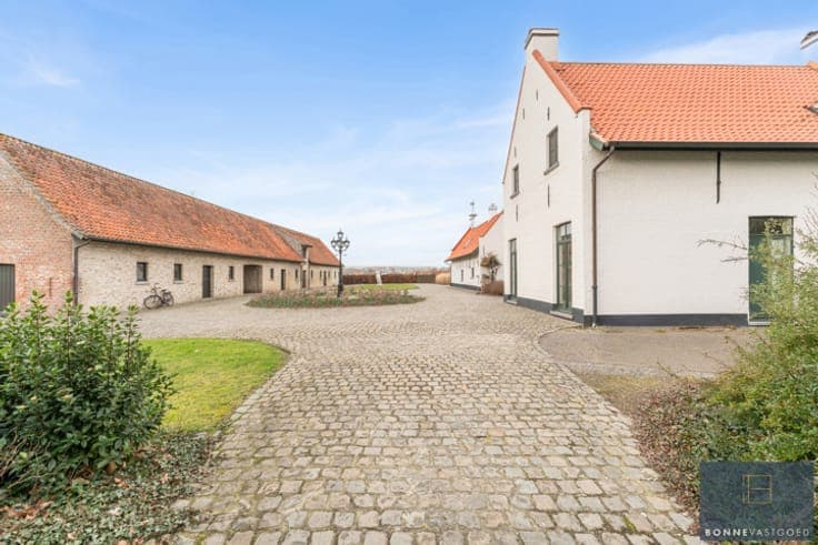 House in Sint-Kruis