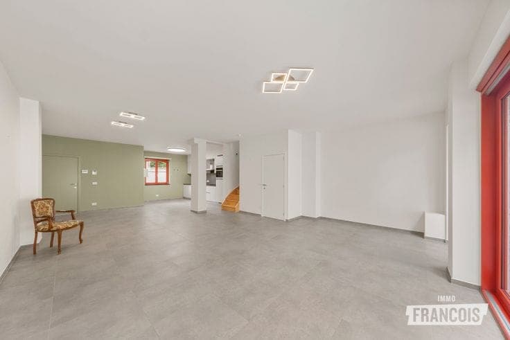 Stylish Newly Renovated Home in a Unique and Peaceful Locat…