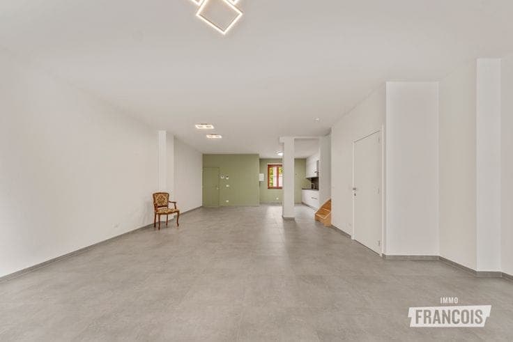 Stylish Newly Renovated Home in a Unique and Peaceful Locat…