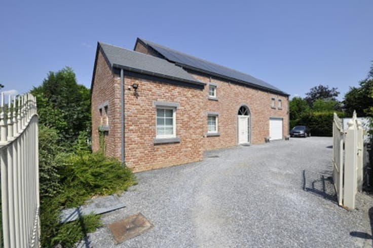 House in Erpent