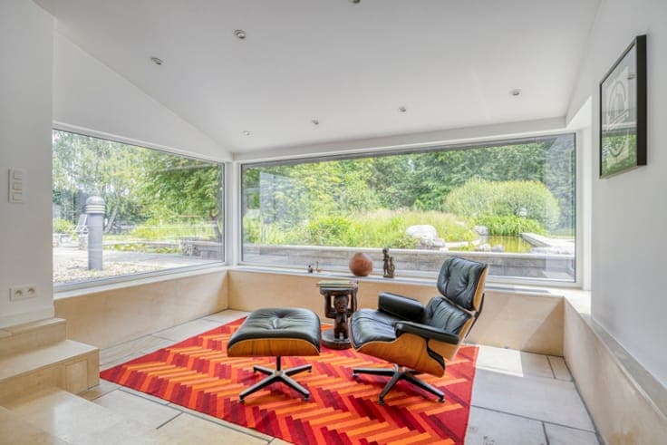 Architect-designed villa in a green haven in Hoeilaart