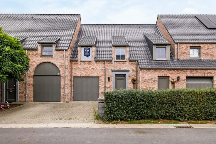 Recente woning op gegeerde locatie te Ingelmunster