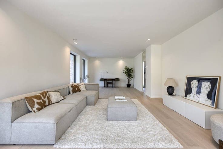 New build villa with 4 bedrooms on 1361m² of land