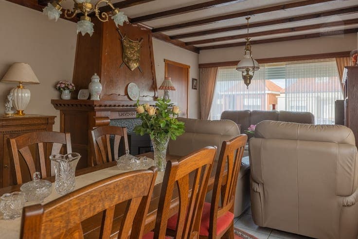 Ruime bungalow op een perceel van 1.114m² nabij het centr...