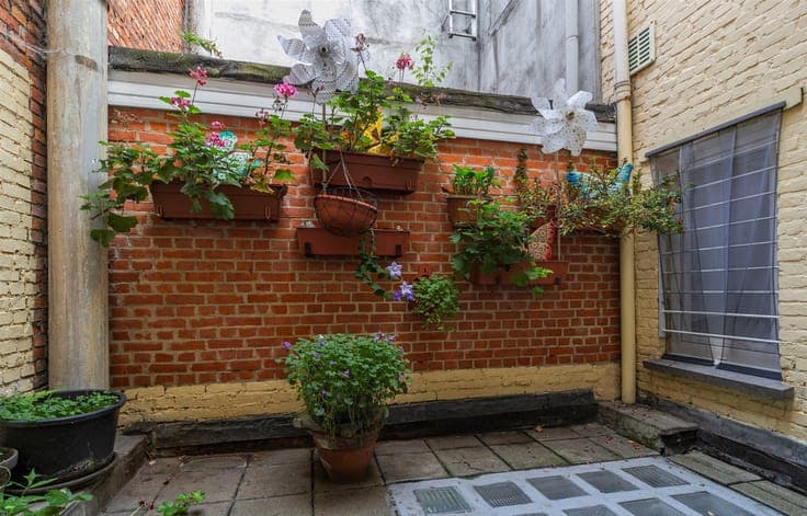 Te moderniseren woning (147 m²) met 3 slaapkamers en koer (7