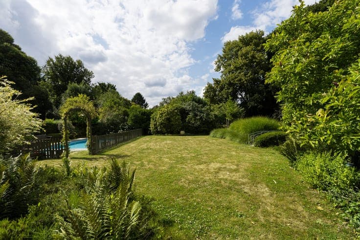 Hoogvorst - Magnificent villa with swimming pool