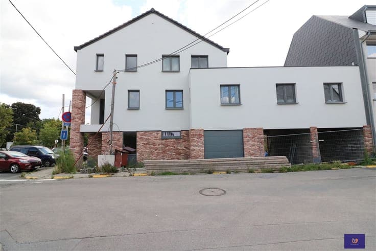 Beautiful house is waiting for you!