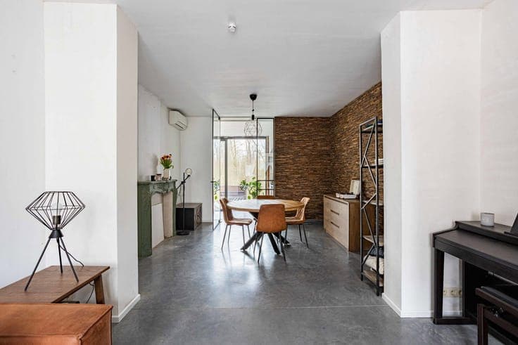 Exclusive in Schendelbeke– renovated house with forest views