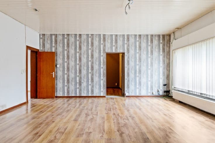 Op te frissen woning met 5 slpkrs
