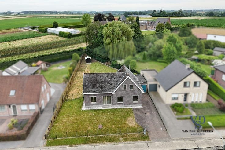 House in Dikkelvenne