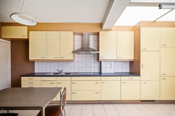 Op te frissen instapklare woning met 3 slpkrs en tuin te ...