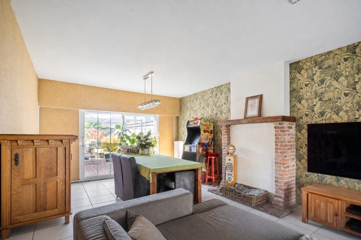 Op te frissen instapklare woning met 3 slpkrs en tuin te ...