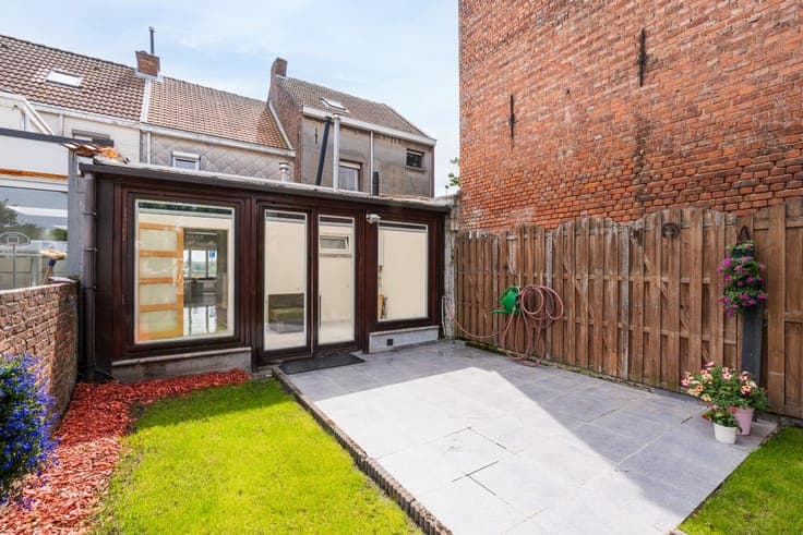 Move-in ready home with Scheldt view