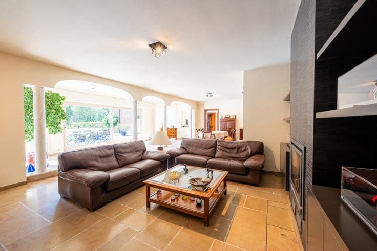 Superbe villa sur 1ha32 - Possibilité propriété équestre