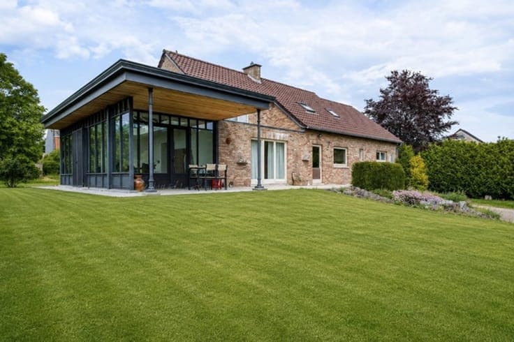 House in Floreffe