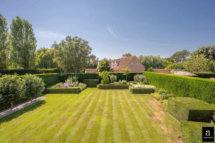Elegant villa in sought-after Maaiken, Knokke-Heist