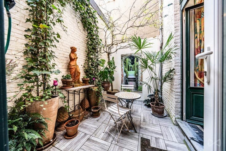 Central townhouse with development potential