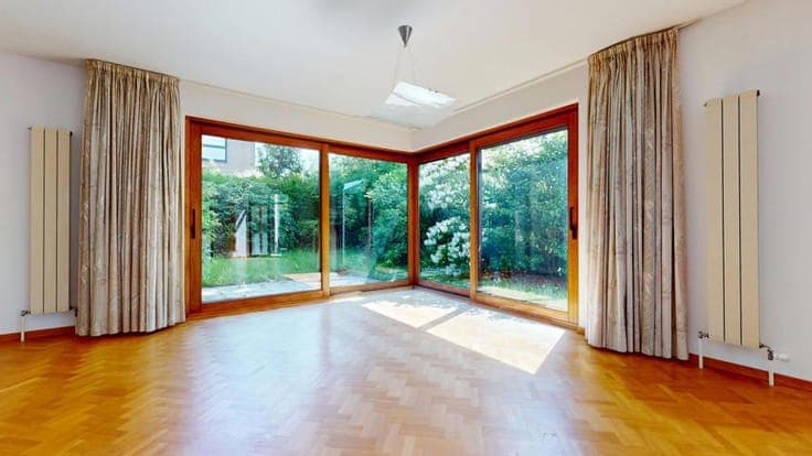 SANTOS DUMONT – Three-sided HOUSE with GARAGE and GARDEN!