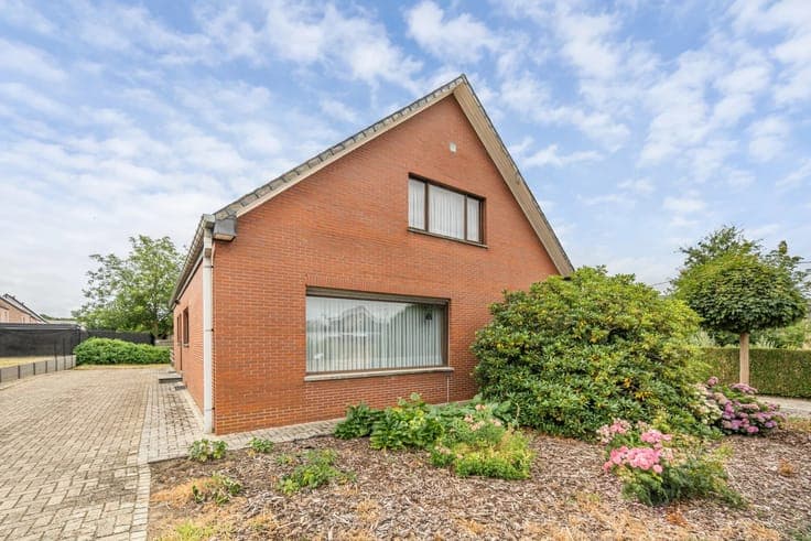 Sale - House Heusden-Zolder - 299,000 €