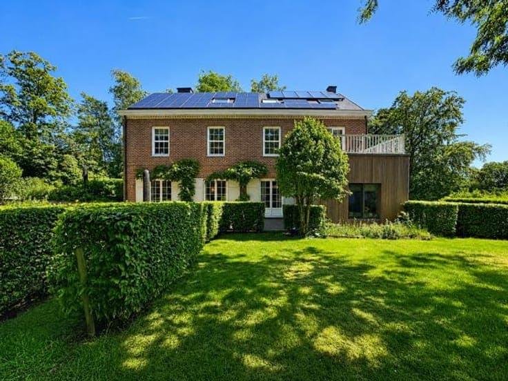Stunning villa with pool - Bechet neighborhood