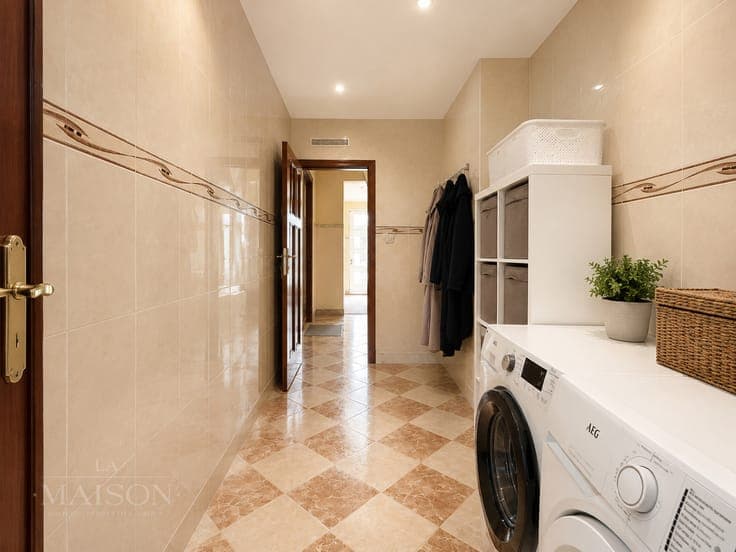 Investment property in Laeken – 5 apartments