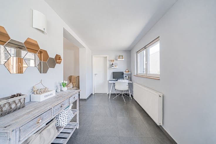 2-Bedroom House with Garden, Terrace, and Garage - Arlon.