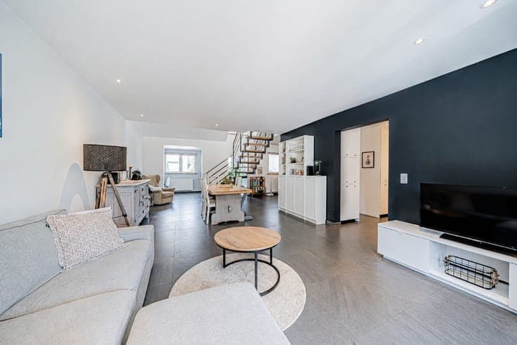 2-Bedroom House with Garden, Terrace, and Garage - Arlon.