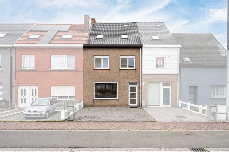 Instapklare gezinswoning met tuin en open zicht