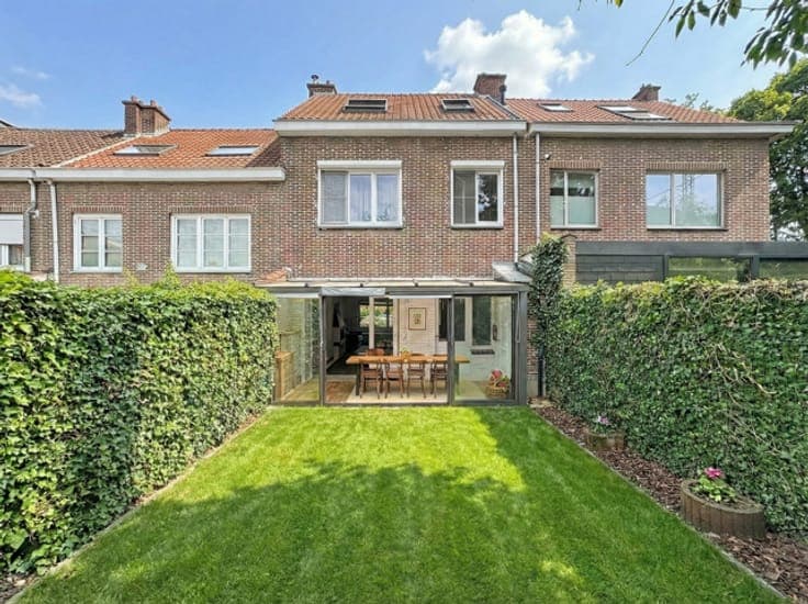 Bright house with south garden, 3 bedrooms, in Uccle