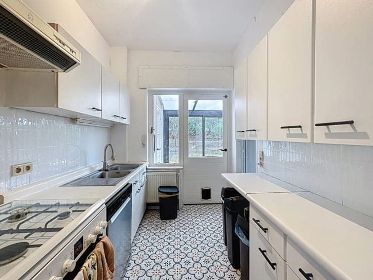 Bright house with south garden, 3 bedrooms, in Uccle