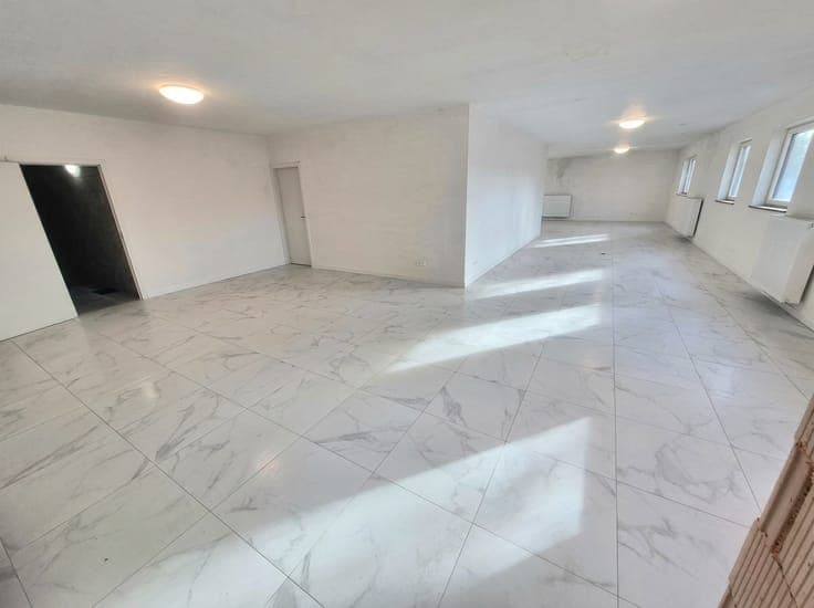 Loft- Furnished