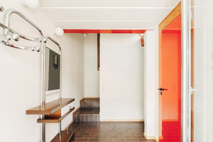 Unique architect-designed home by Jo Crepain + building plot