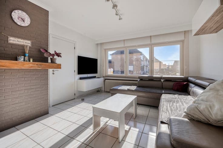 INSTAPKLARE, ENERGIEZUINIGE WONING NABIJ HET CENTRUM VAN ...