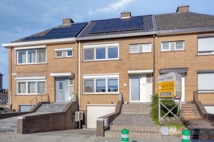 INSTAPKLARE, ENERGIEZUINIGE WONING NABIJ HET CENTRUM VAN ...