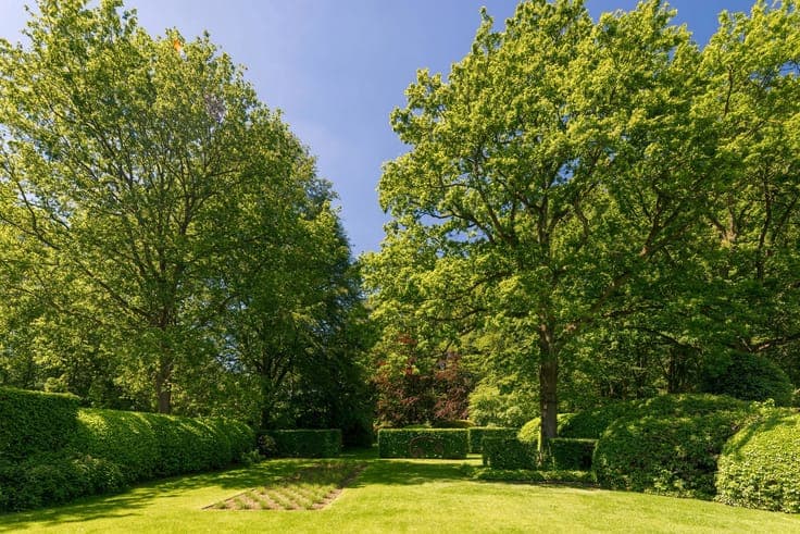 Vriesdonk: authentic Art Deco villa with landscaped garden