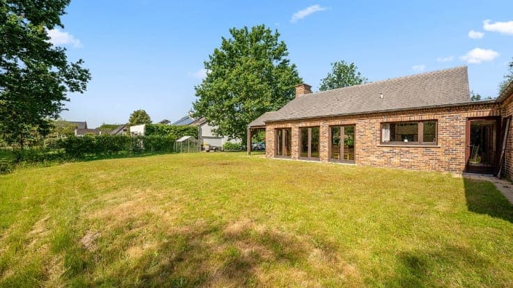 Landhuis alles gelijkvloers van 229m² op 19 are