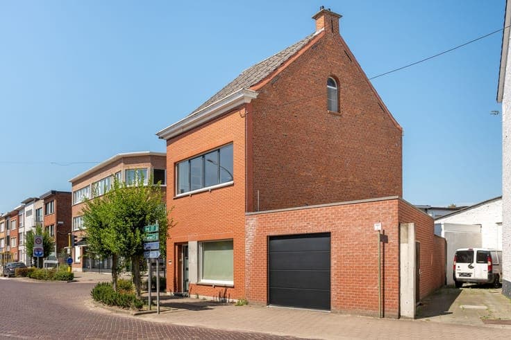 Charmante woning met 4 kamers.