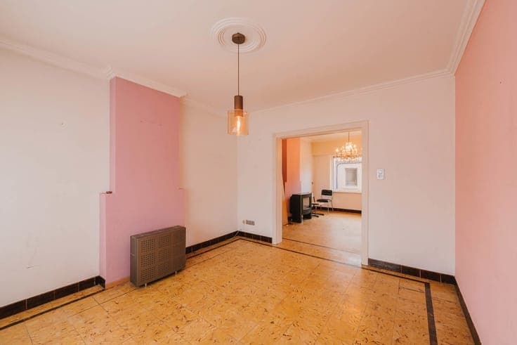 Uitstekend onderhouden woning met mooie tuin