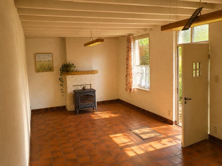 Authentic 5-room detached house with dream garden