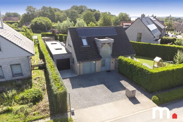 House in Sint-Denijs