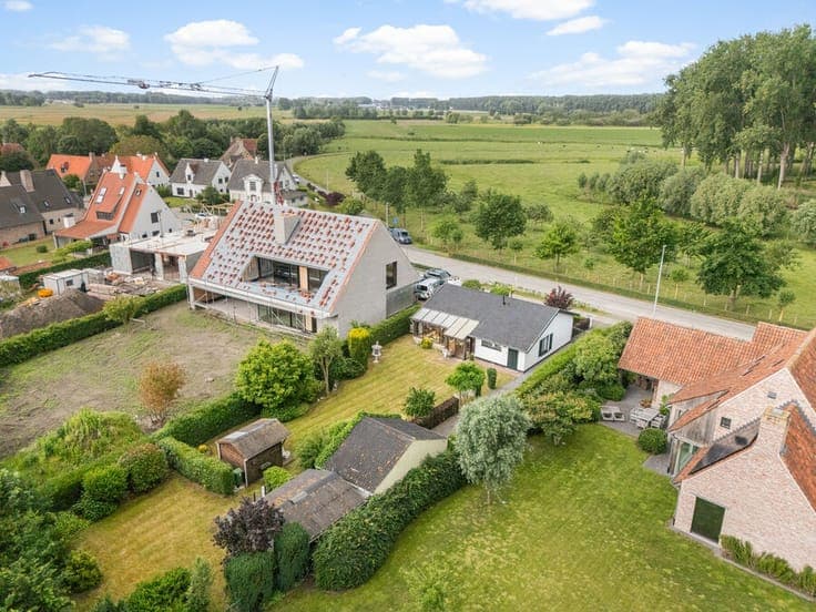 Property with exceptional potential in a prime location in D