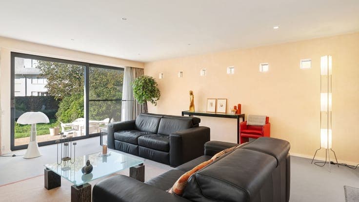Detached architectural villa in a quiet location near Zegeme