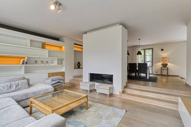 Beautifully located, ready-to-move-in villa on 11a97ca with