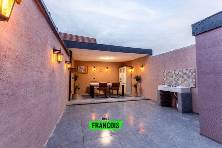 Completely renovated house for sale near the centre of Oude…