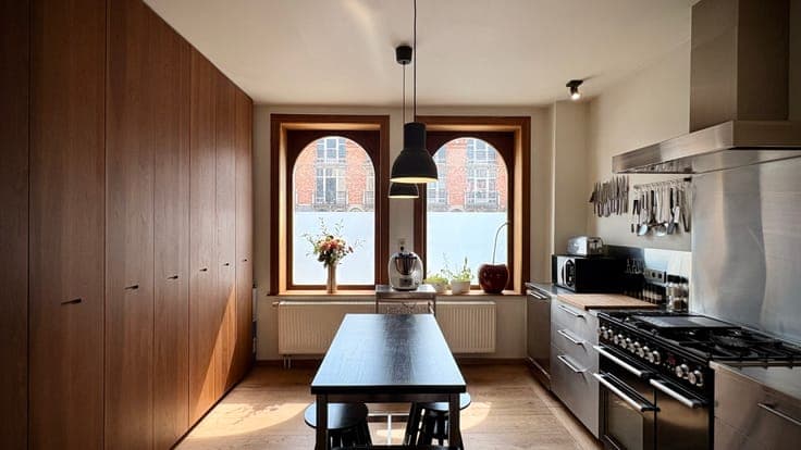 Charming townhouse near the Bourgoyen Nature Reserve.