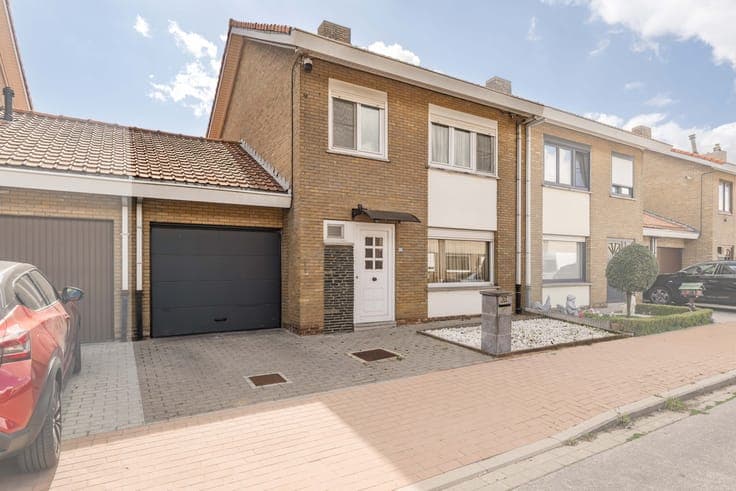 Charmante gezinswoning met 3 slaapkamers in het hart van ...